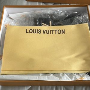 COPY - WONDERLAND FLAT
RANGER Louis Vuitton boots